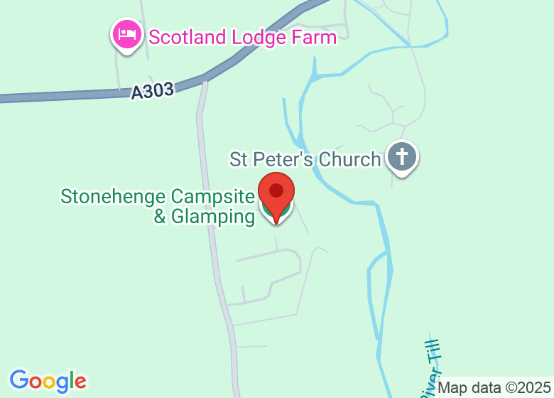 Map showing location of Stonehenge Campsite & Glamping