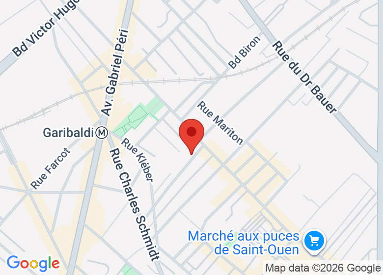 Map showing location of MOB HOTEL Paris les Puces